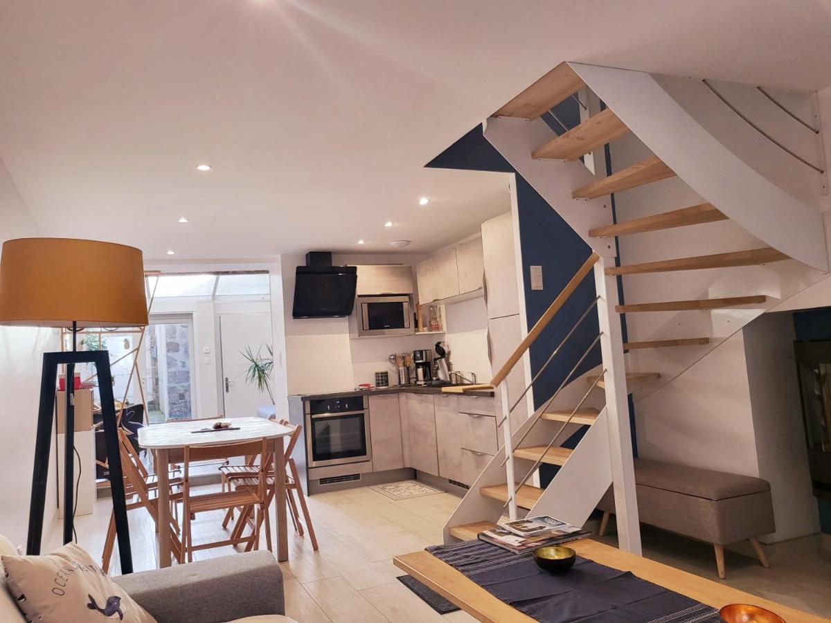 L'Héméra: Maison au coeur de Barfleur Extérieur photo